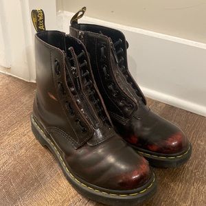 Dr. Marten’s 1460 Pascal Front Zip